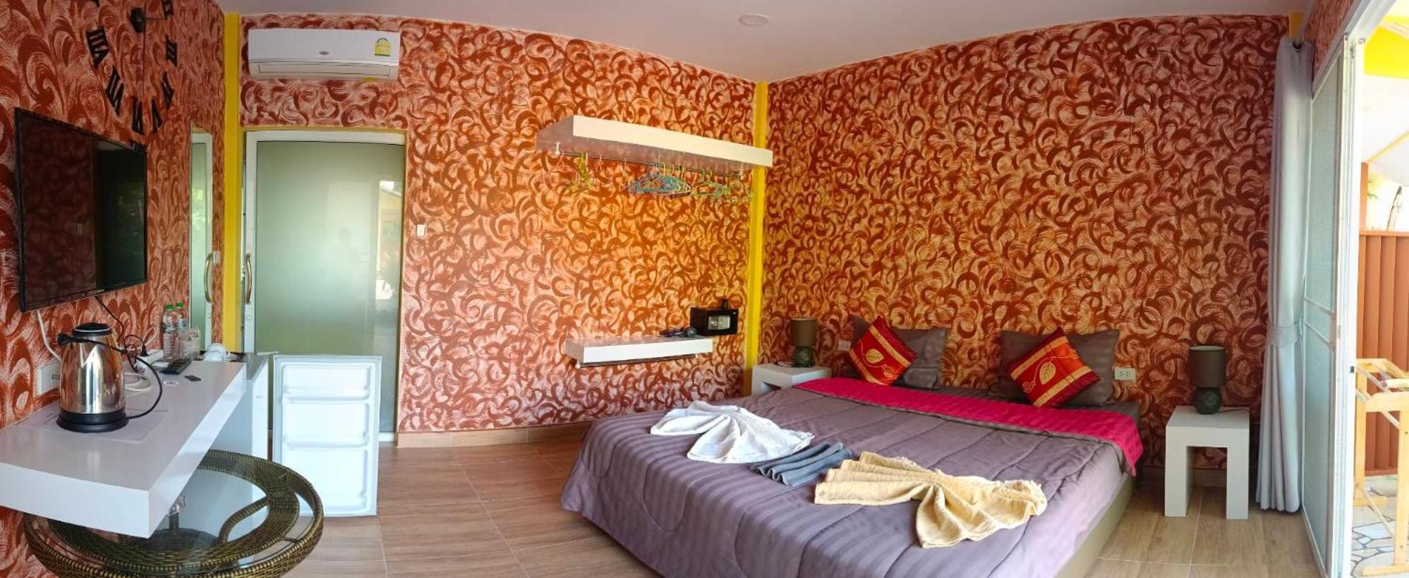 Ban Elephant Blanc Bungalow Kata Beach  Room photo