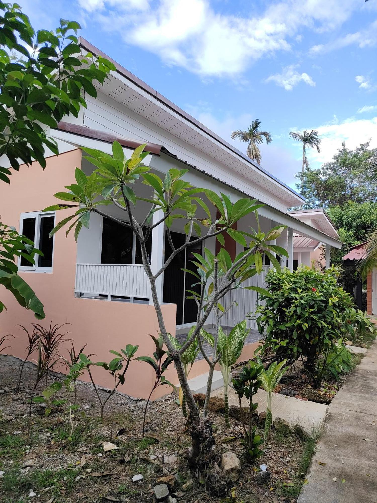 Ban Elephant Blanc Bungalow Kata Beach  Exterior photo